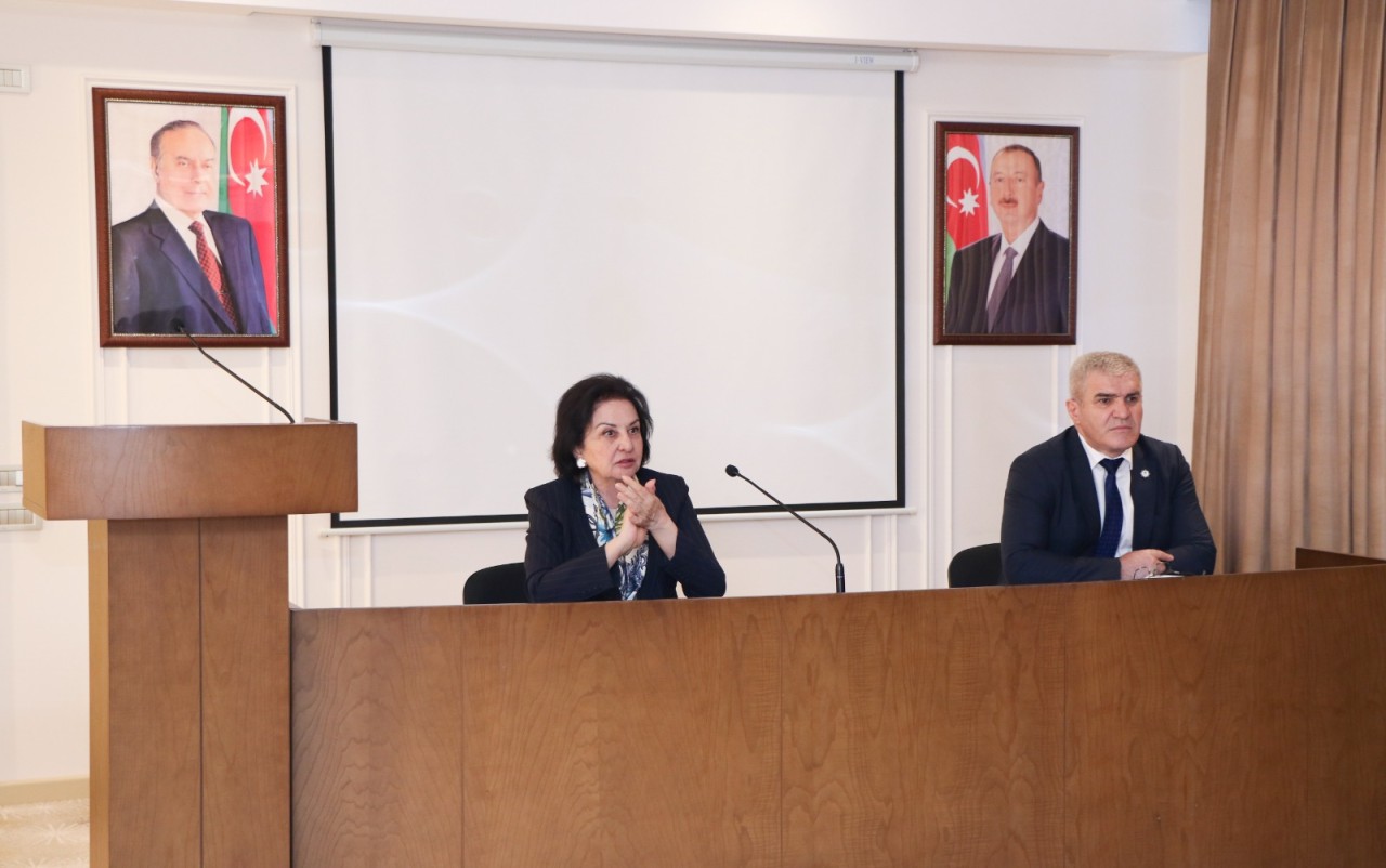 "Təhsil keyfiyyətinin artırılması əsas prioritetlərdəndir" - Gülçöhrə Məmmədova